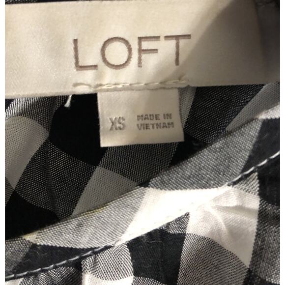 Loft Black White Plaid Sleeveless Keyhole Crew Neck Rayon Tank Reg Size XS - Picture 2 of 6